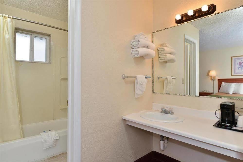 Americas Value - Motel Lebanon